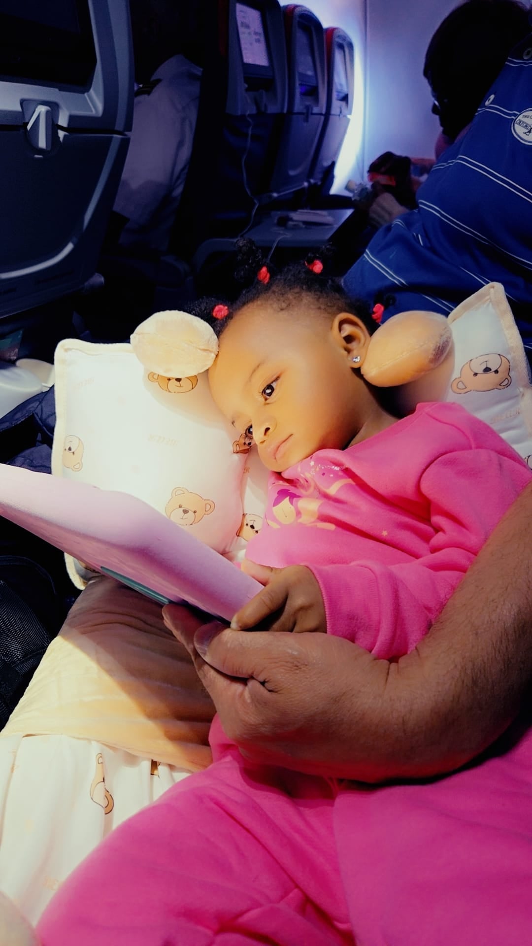 Cuddle, Comfort, Sleep: The Emotional Side of Toddler Pillows