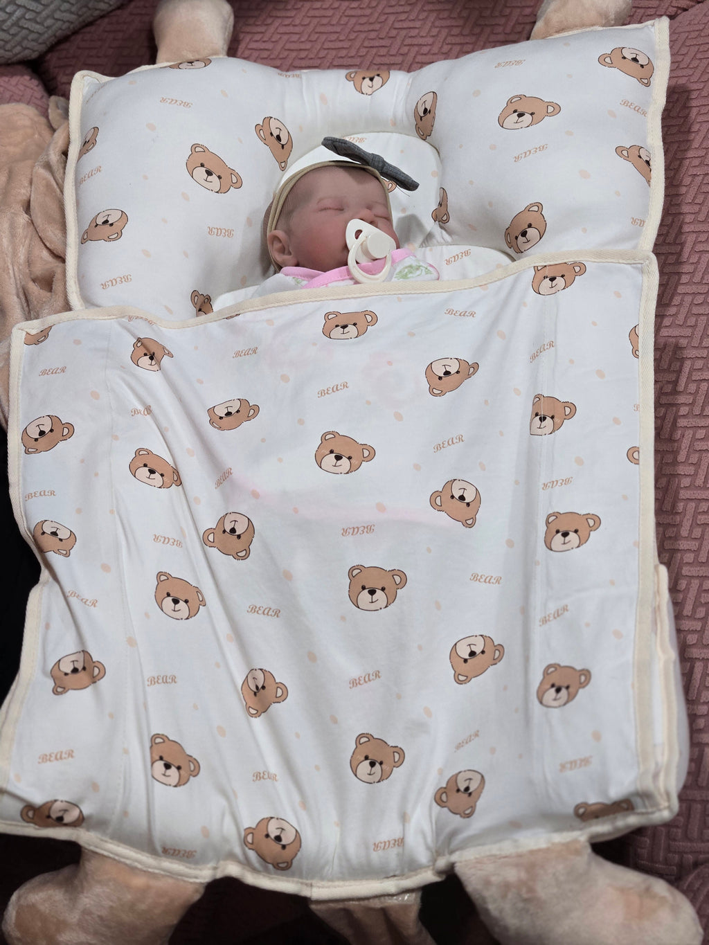 The Swaddle Pillow